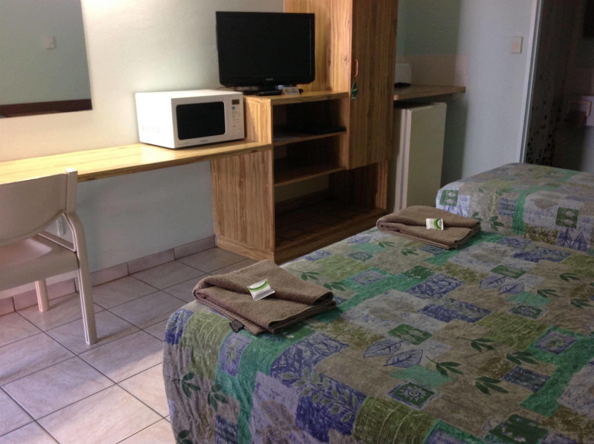 Palms Motel Дарвин Экстерьер фото